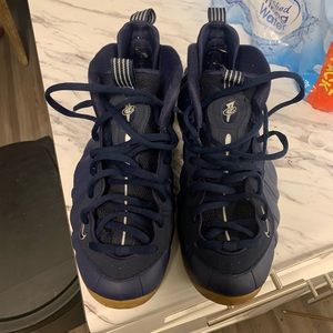 Nike foamposite 10.5 mens